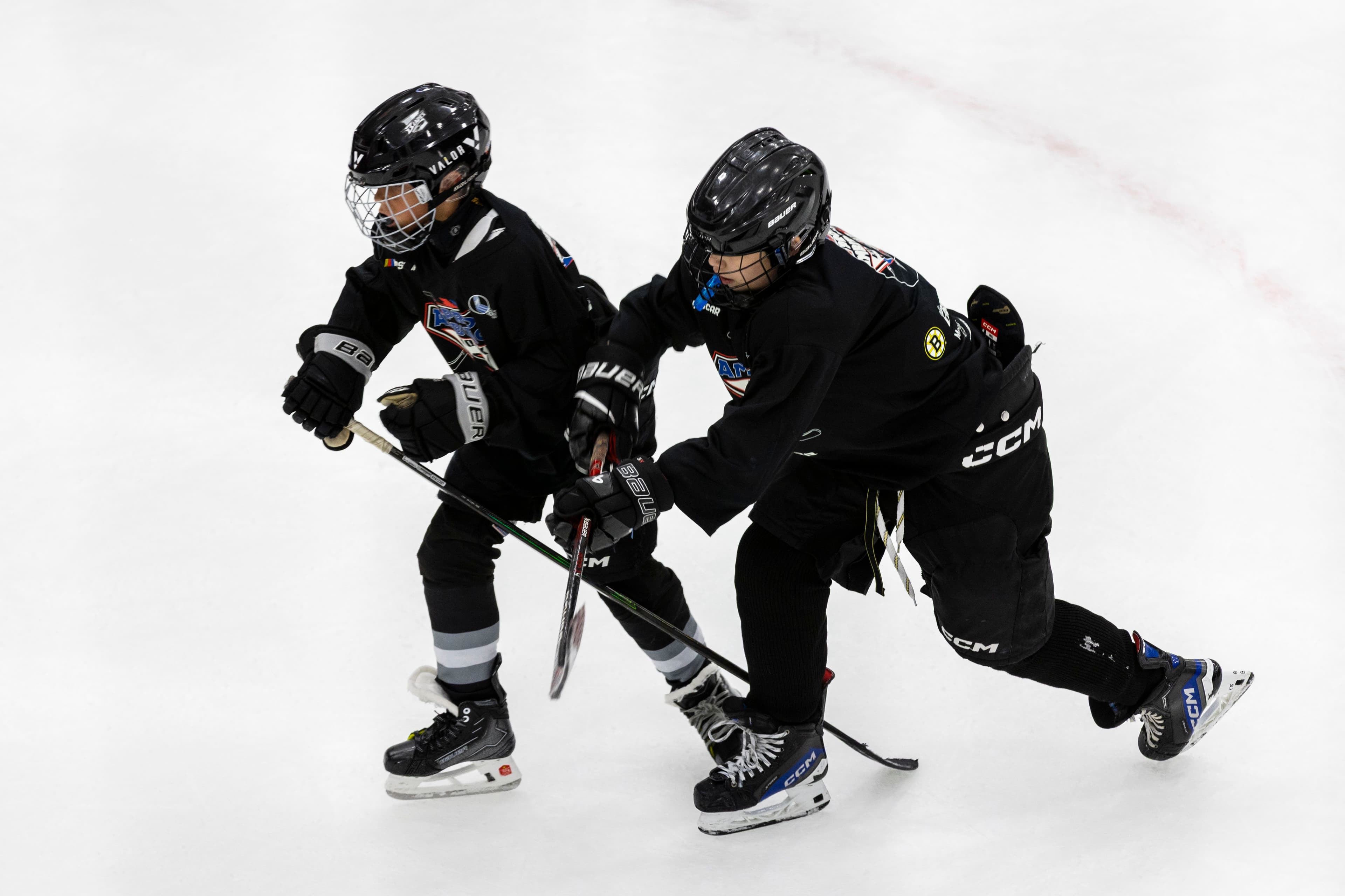 Campers racing to the puck
